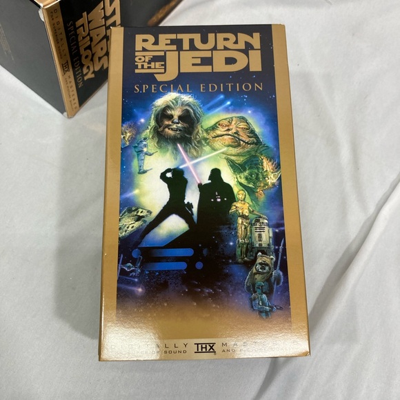 Vintage Star Wars Trilogy Special Gold Edition 1997 Vhs Box Set Factory Sealed - Picture 9 of 11